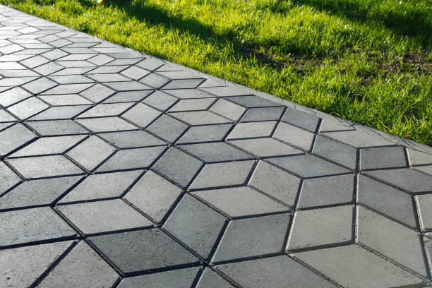 Best Driveway Resurfacing Pavers  in Cedar Rapids, IA